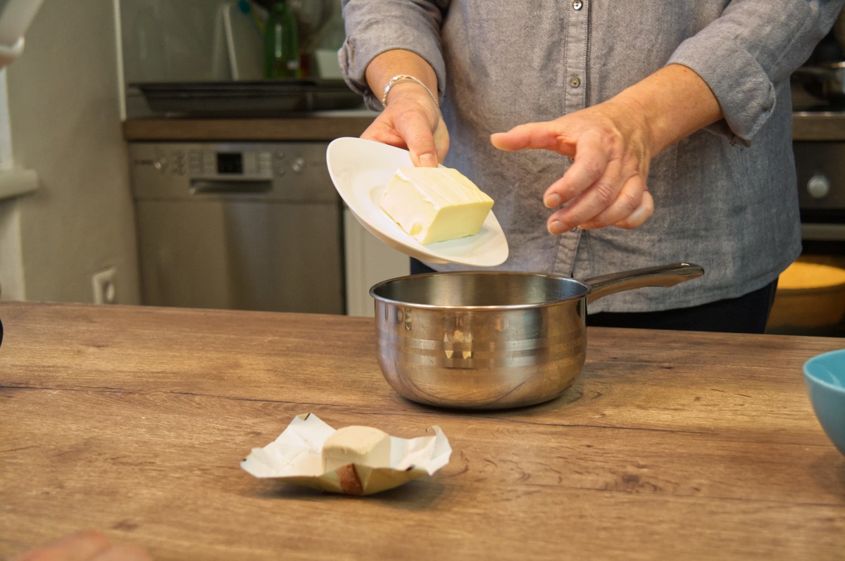 Butter in den Topf
